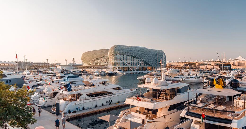 Yacht & Grandstand Yas Marina Package